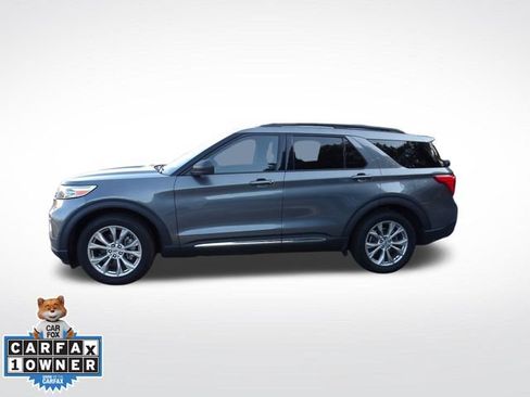 Used 2023 Ford Explorer XLT w/ Equipment Group 202A RWD image 11
