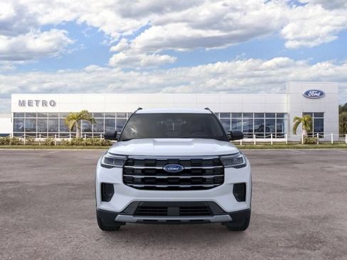 New 2026 Ford Explorer Active RWD image 17