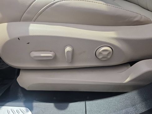 Used 2019 Buick Envision Preferred AWD/4WD image 15