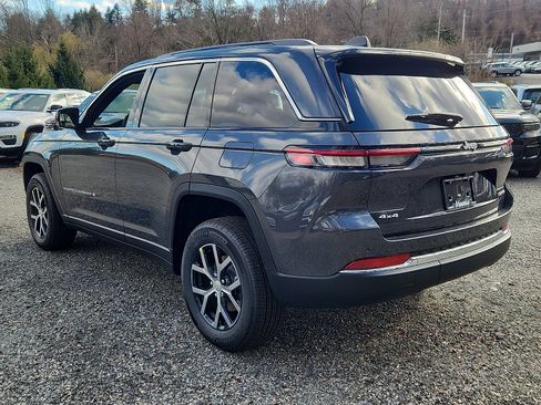 New 2025 Jeep Grand Cherokee Limited image 3