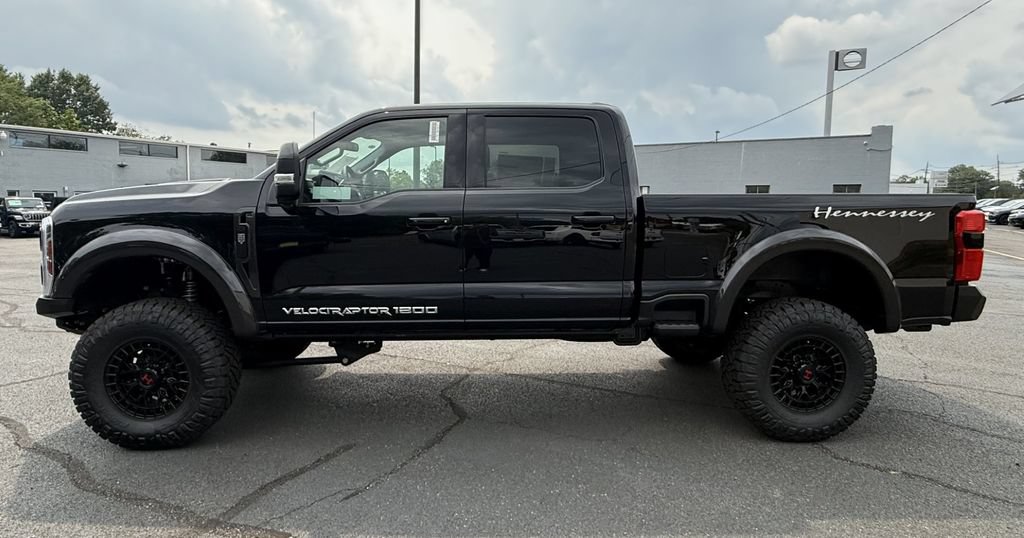 New 2026 Ford F250 Lariat w/ Black Appearance Package AWD/4WD image 3