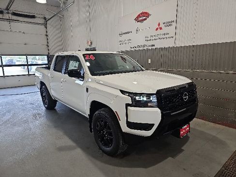 New 2026 Nissan Frontier SV AWD/4WD image 1