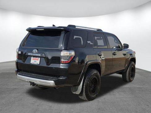 Used 2018 Toyota 4Runner TRD Off-Road Premium image 4