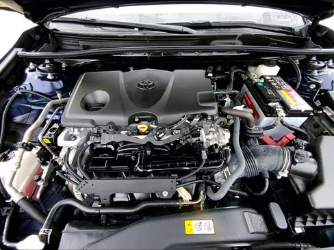 Used 2022 Toyota Camry XSE image 30