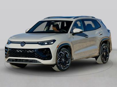 New 2025 Volkswagen Tiguan SE