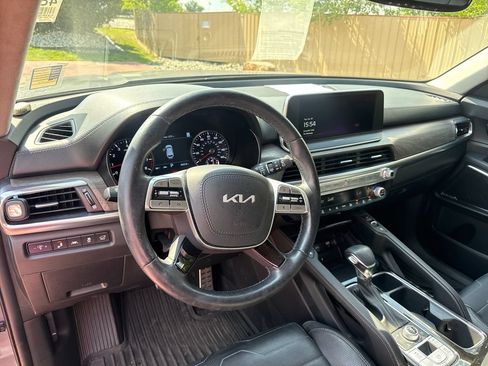 Used 2022 Kia Telluride SX w/ SX Prestige Package AWD/4WD image 15