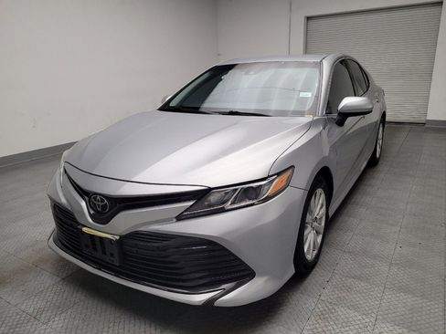 Used 2019 Toyota Camry LE FWD image 15