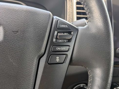 Used 2024 Nissan Frontier SV w/ SV Convenience Package AWD/4WD image 32