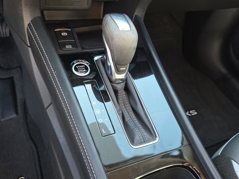 Used 2023 Nissan Kicks SR w/ SR Premium Package image 20