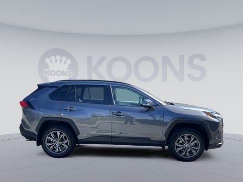 Used 2023 Toyota RAV4 XLE Premium AWD/4WD image 8