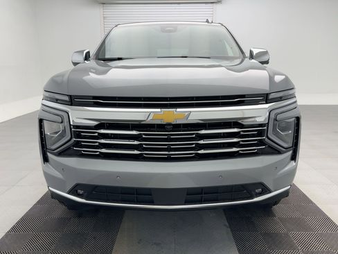 New 2026 Chevrolet Suburban Premier AWD/4WD image 6