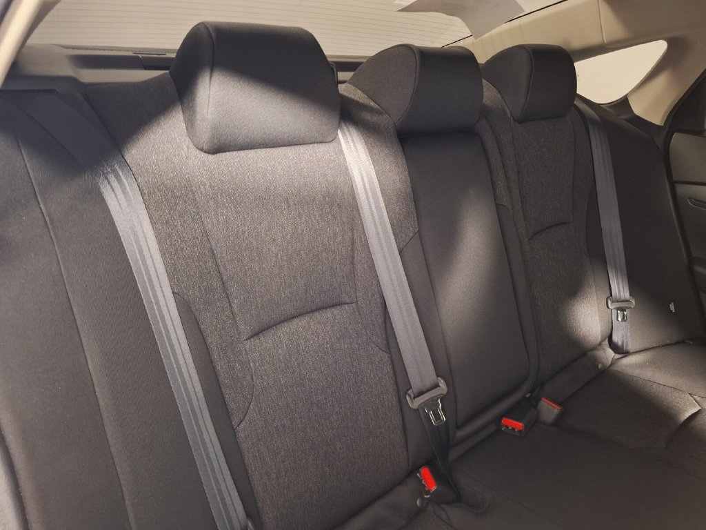 Used 2025 Honda Accord SE image 28