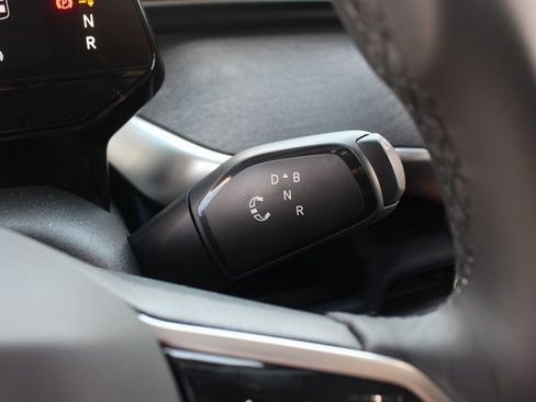 New 2025 Volkswagen ID. Buzz Pro S image 24