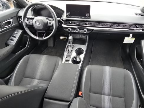 Used 2023 Honda Civic Sport image 18