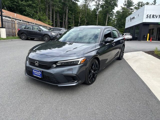 Used 2022 Honda Civic Sport image 3