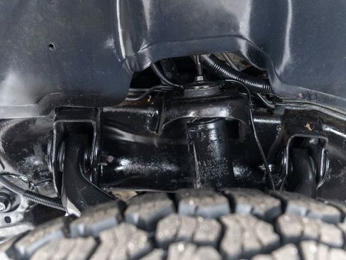 Used 2005 Chevrolet Silverado 3500 LT w/ Heavy-Duty Power Package image 22