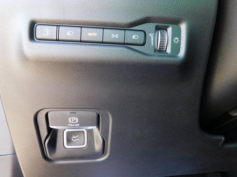 New 2026 Jeep Cherokee Limited AWD/4WD image 19