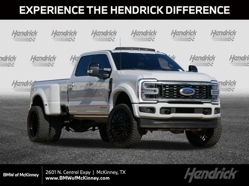 Used 2025 Ford F450 Platinum w/ FX4 Off-Road Package AWD/4WD image 1