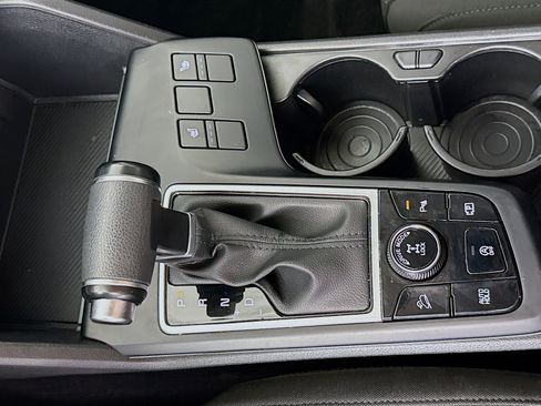 Used 2023 Kia Sportage LX AWD/4WD image 19
