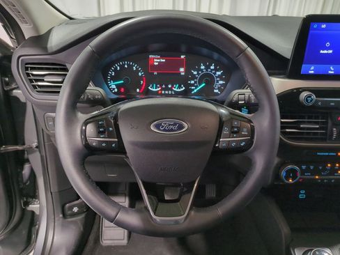 Used 2022 Ford Escape SEL image 25
