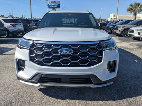 New 2026 Ford Explorer Platinum image 10