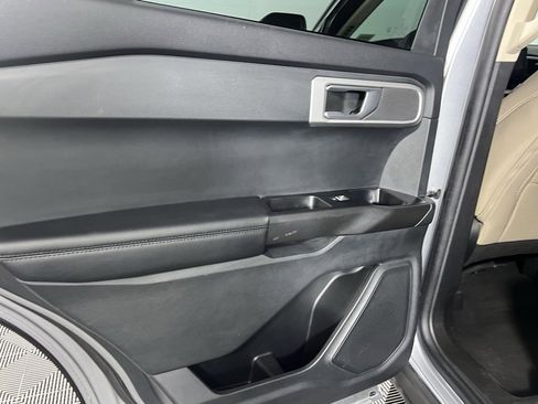 Used 2023 Ford Explorer 4WD image 26