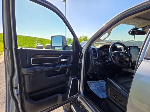 Used 2023 RAM 3500 Laramie AWD/4WD image 14