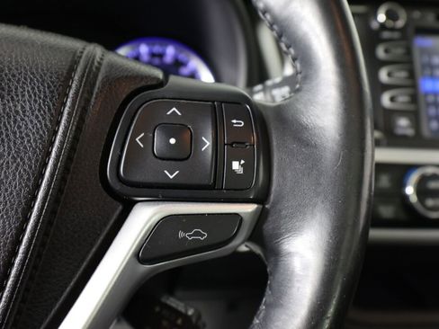 Used 2014 Toyota Highlander Limited Platinum image 36