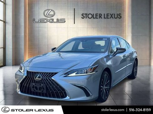 Used 2023 Lexus ES 350 w/ Premium Package FWD image 3