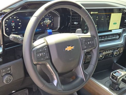 New 2026 Chevrolet Silverado 1500 High Country AWD/4WD image 11