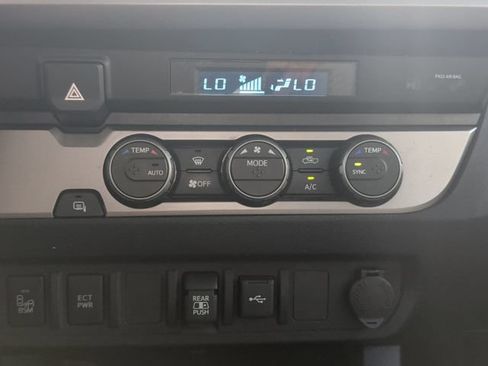 Used 2022 Toyota Tacoma SR5 w/ Technology Package RWD image 25