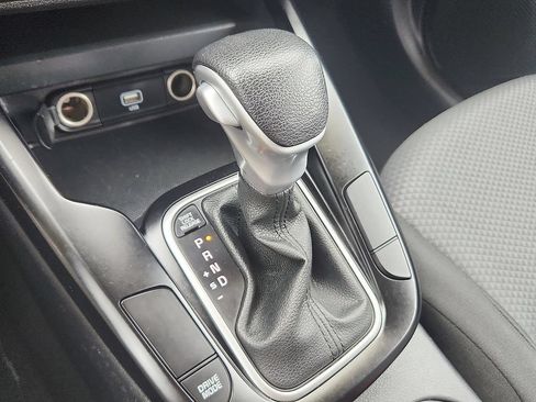 Used 2022 Kia Soul LX w/ Technology Package FWD image 9