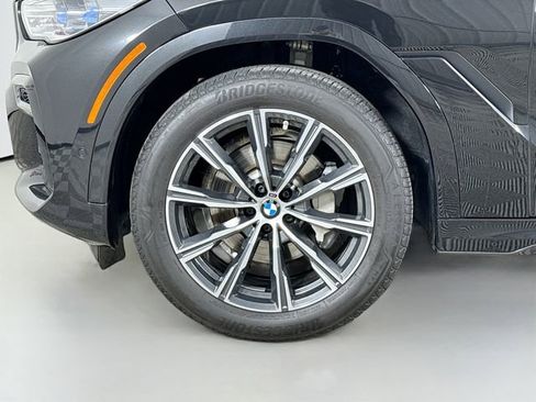 Used 2022 BMW X6 xDrive40i w/ Executive Package image 31