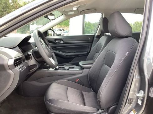 Used 2022 Nissan Altima 2.5 S FWD image 20