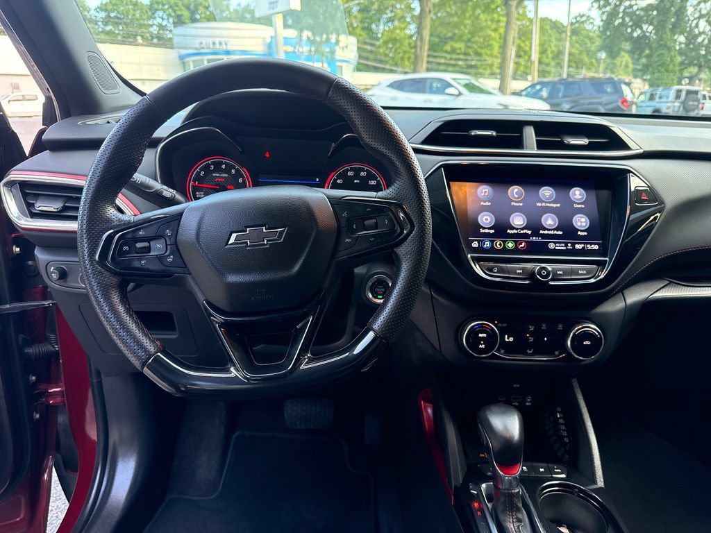 Used 2022 Chevrolet TrailBlazer RS AWD/4WD image 16