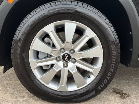 Used 2025 Hyundai Palisade SEL FWD image 31