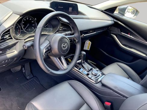 Certified 2025 MAZDA CX-30 AWD 2.5 S w/ Preferred Package image 17