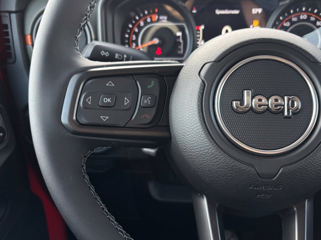 New 2026 Jeep Gladiator Mojave w/ Technology Group AWD/4WD image 32