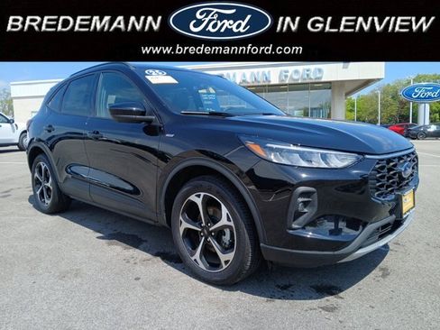 Certified 2025 Ford Escape ST-Line Select w/ Tech Pack #2 AWD/4WD image 1