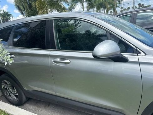 Used 2023 Hyundai Santa Fe SE FWD image 5