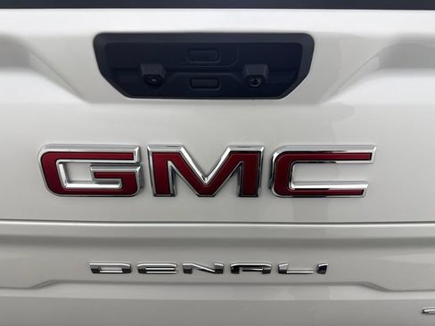 Used 2024 GMC Sierra 1500 Denali w/ Denali Reserve Package AWD/4WD image 23