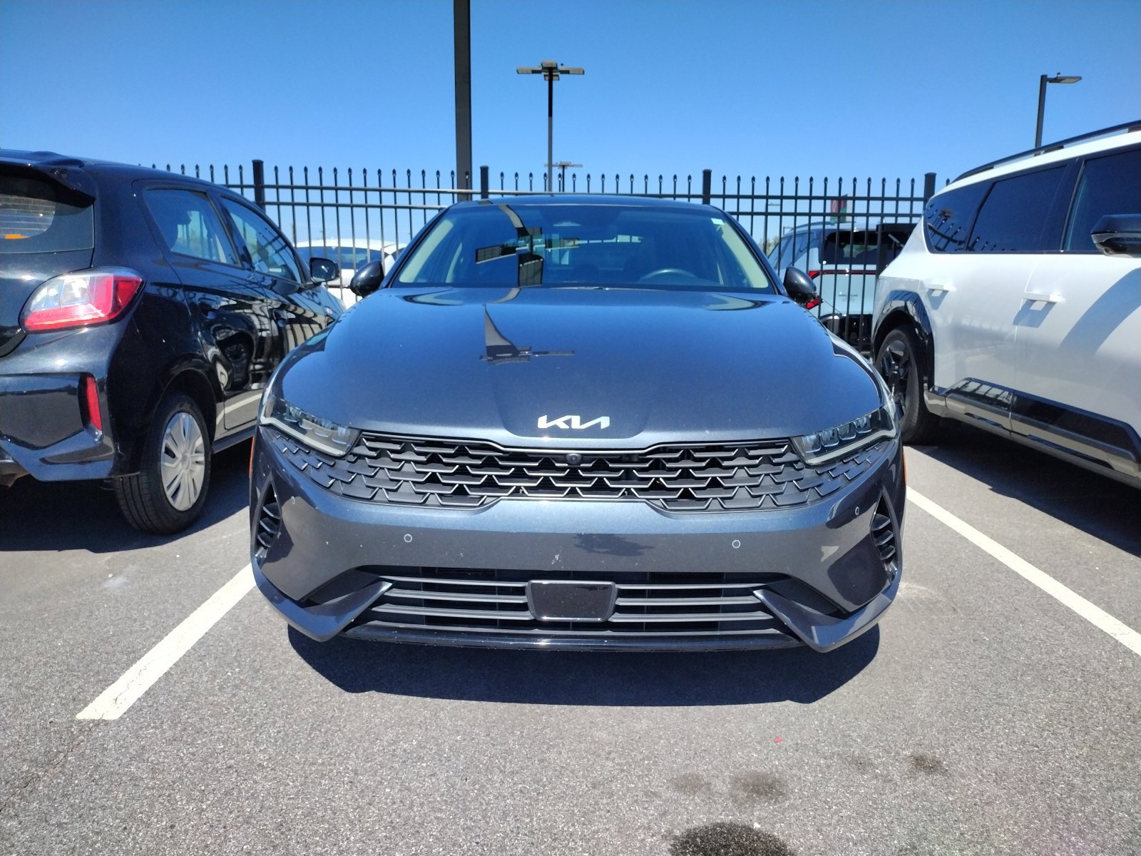 Used 2024 Kia K5 EX w/ EX Premium Package FWD image 2
