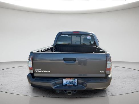 Used 2013 Toyota Tacoma 4x4 Double Cab w/ TRD Sport Pkg image 6