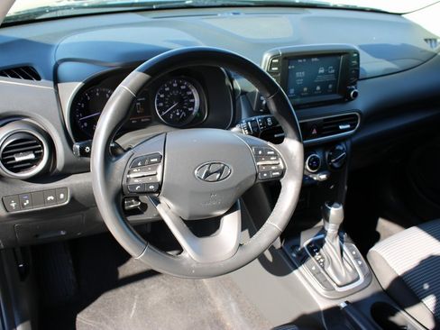 Used 2020 Hyundai Kona SEL Plus image 11