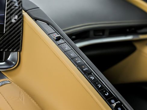 Used 2020 Chevrolet Corvette Stingray Preferred Cpe w/ 2LT Preferred Equipment Group image 38