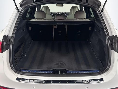 Used 2024 Mercedes-Benz GLC 300 image 22