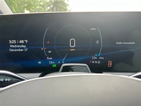 New 2026 Cadillac Optiq Luxury 2 image 25