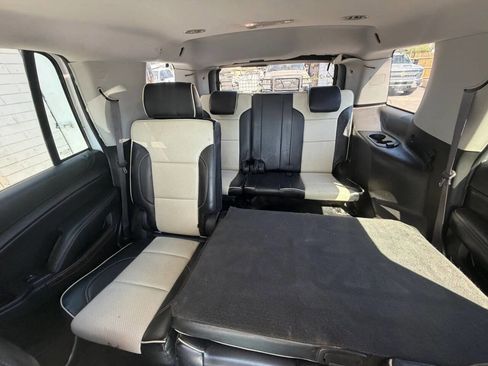 Used 2017 Chevrolet Tahoe 4WD image 11