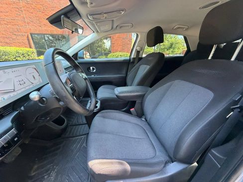 Used 2024 Hyundai Ioniq 5 SE AWD/4WD image 2