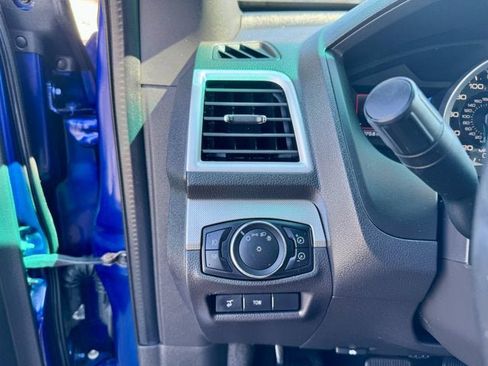 Used 2013 Ford Explorer XLT image 21